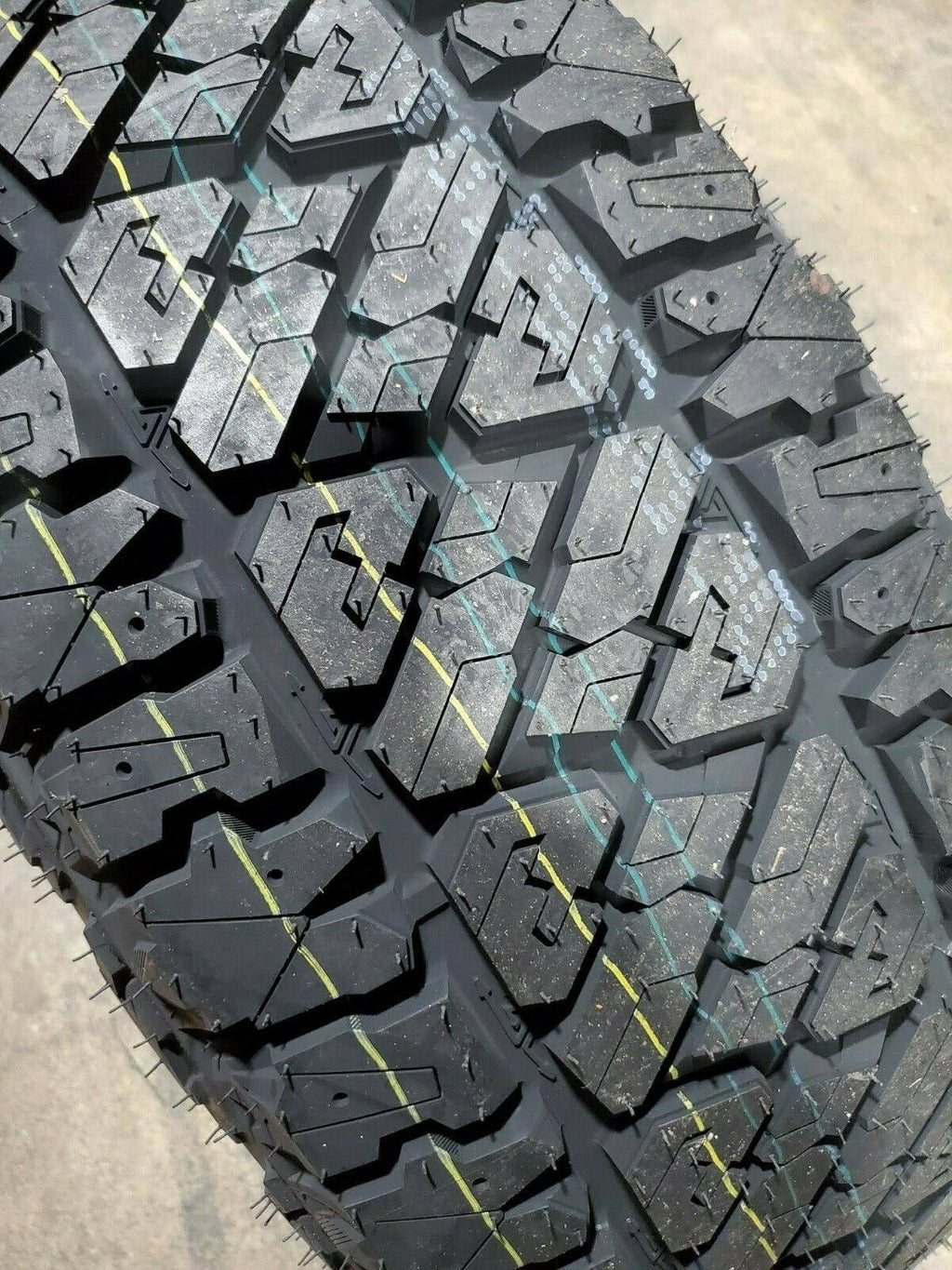P275/55R20 Thunderer Ranger ATR Bl XL