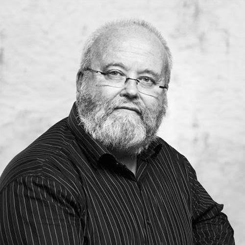 Kosta Boda Connect Candlestick Set of 2